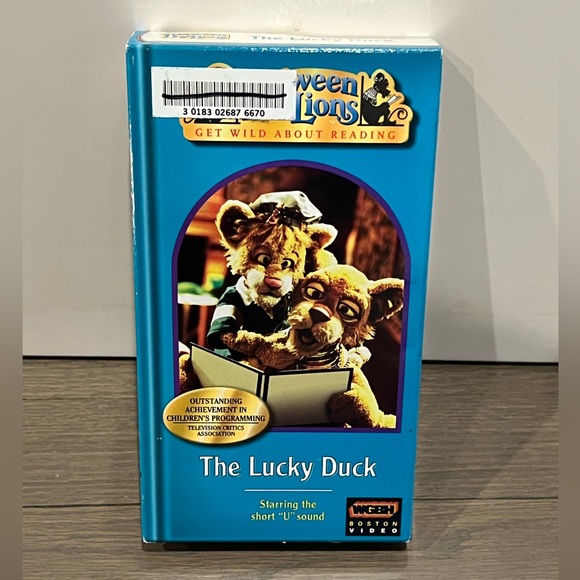Between the Lions Learn to Read tape - The Lucky Duck - VHS video - Picture 1 of 3